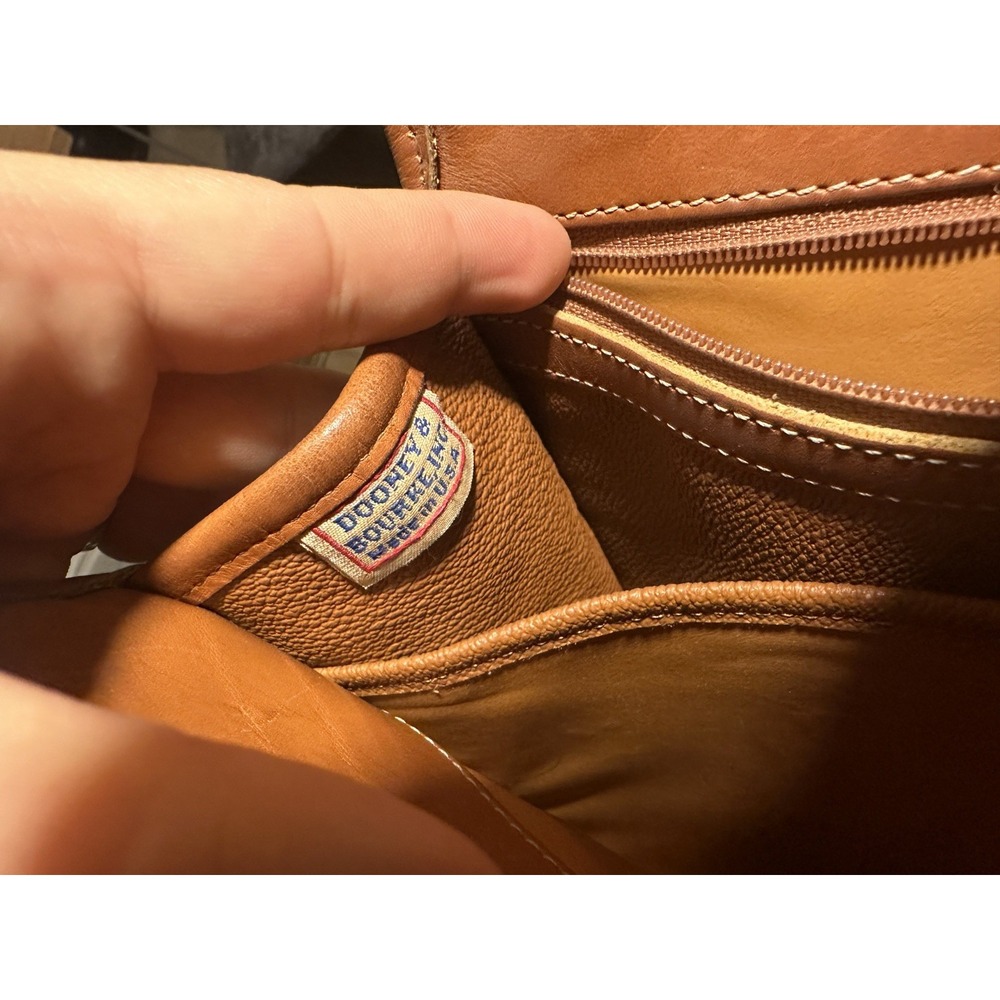 Vintage Dooney and Bourke Authenic Green and Tan Trim Satchel Crossbody - Picture 12 of 12